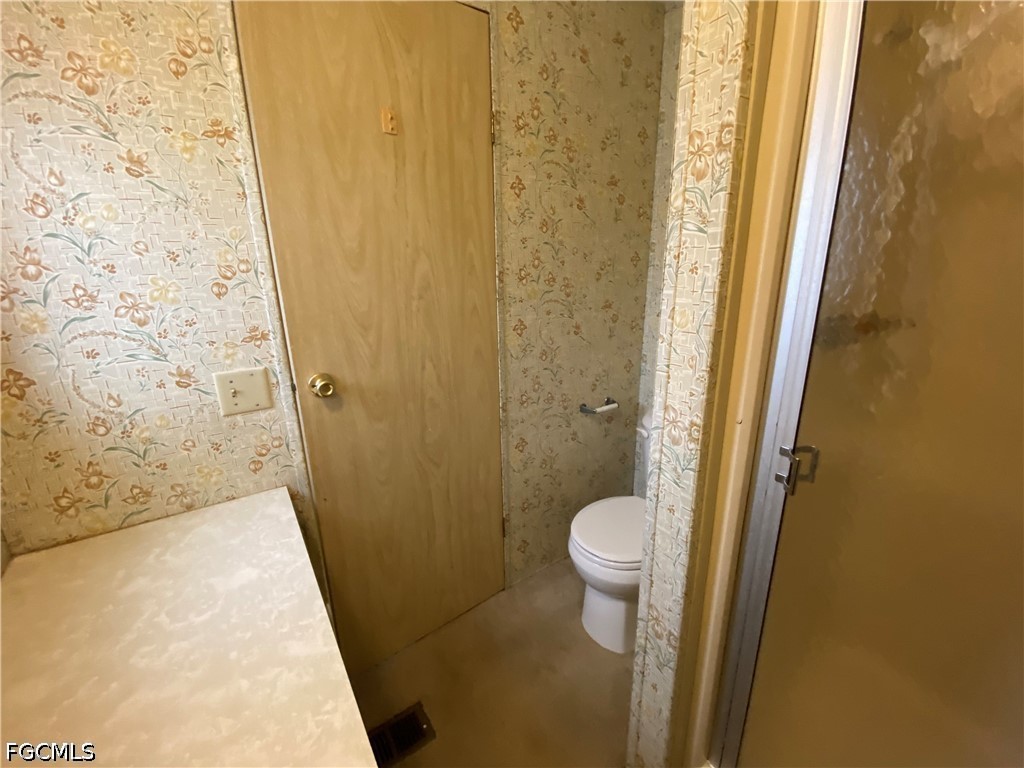 234 Lamplighter Lane North Fort Myers FL 33917 2026024820 image17