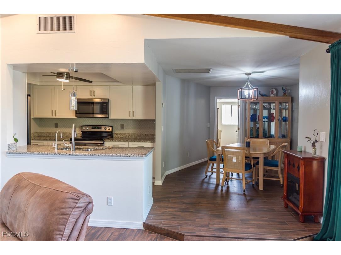 234 NE 10th Place Cape Coral FL 33909 2025013803 image11