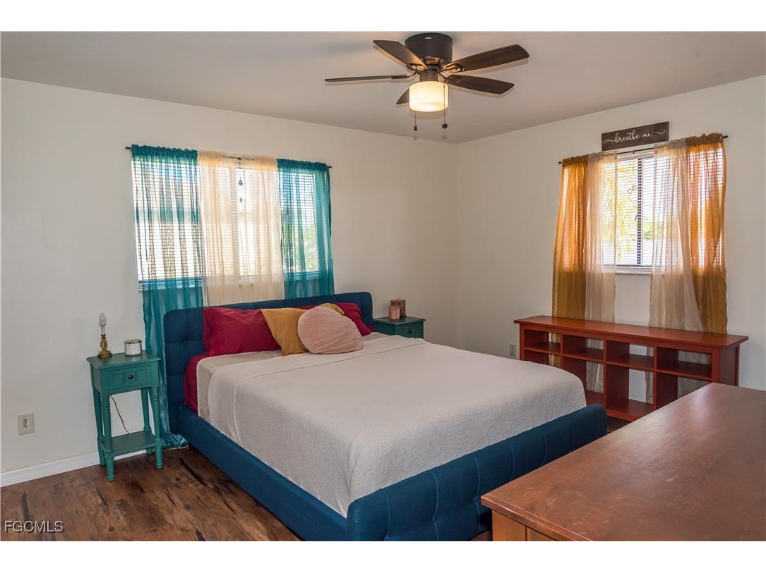 234 NE 10th Place Cape Coral FL 33909 2025013803 image15