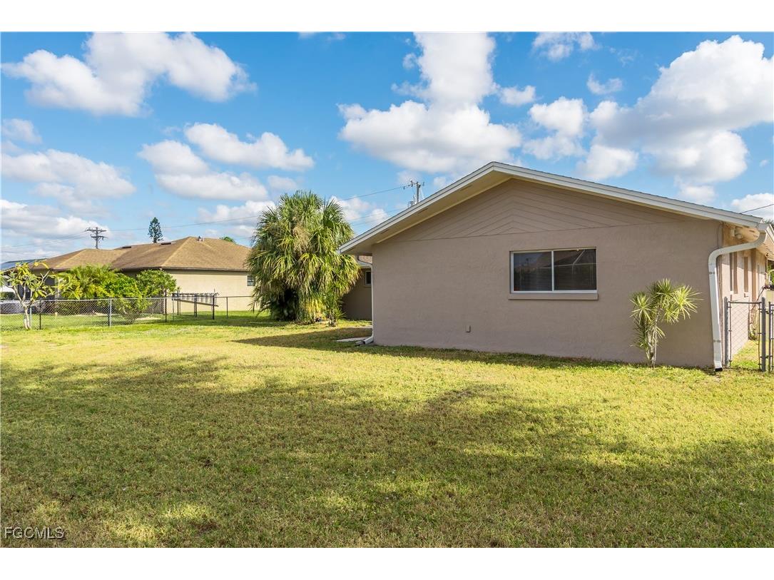 234 NE 10th Place Cape Coral FL 33909 2025013803 image24
