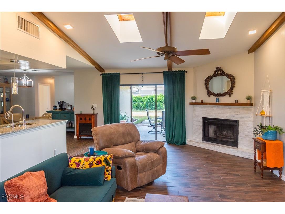 234 NE 10th Place Cape Coral FL 33909 2025013803 image7