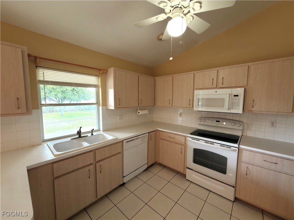 234 SE 1st Avenue Cape Coral FL 33990 2025014062 image3