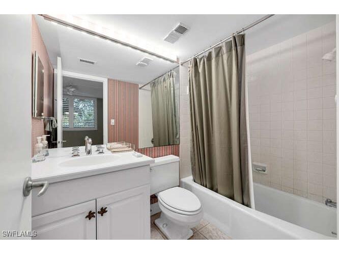 2340 Gulf Shore Boulevard N #108 Naples FL 34103 225009987 image11