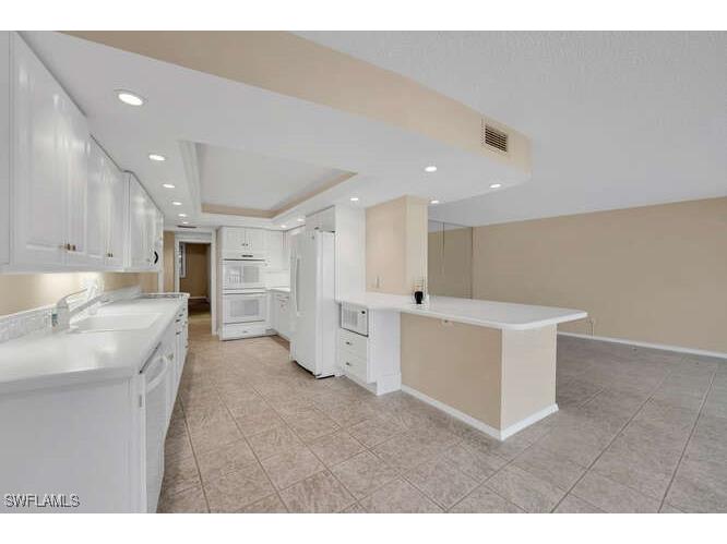 2340 Gulf Shore Boulevard N #108 Naples FL 34103 225009987 image6