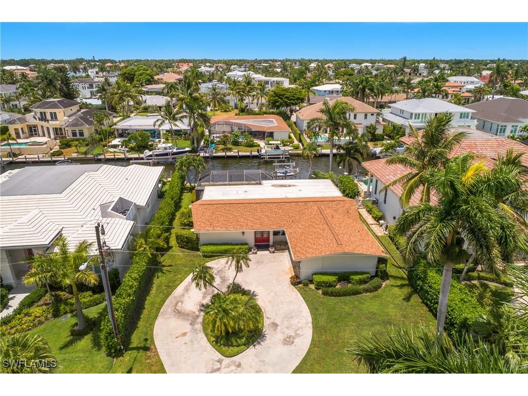 2340 Snook Drive Naples FL 34102 225065871 image1