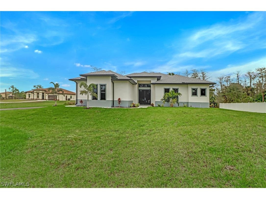 2341 35th Avenue NE Naples FL 34120 222060540 image1