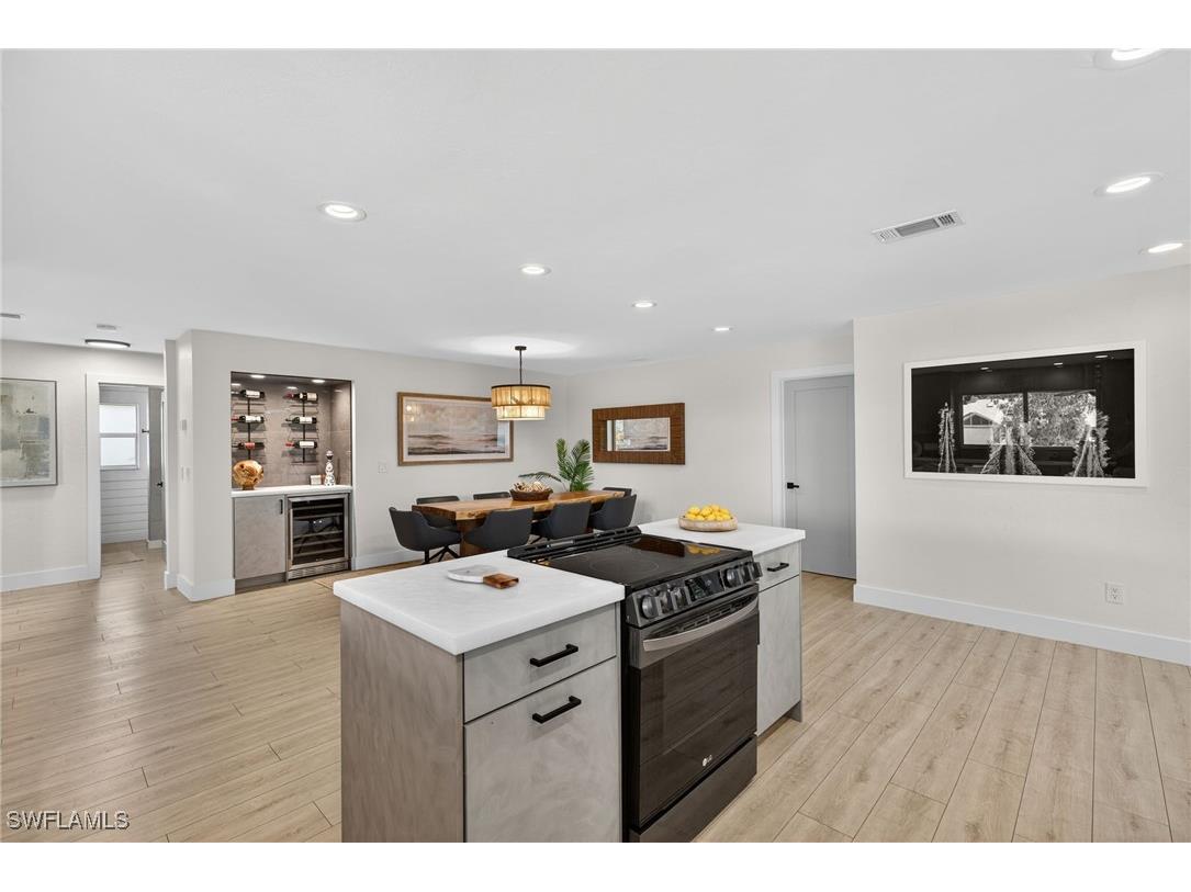 2341 Mayfield Court #8 Naples FL 34105 226003356 image10