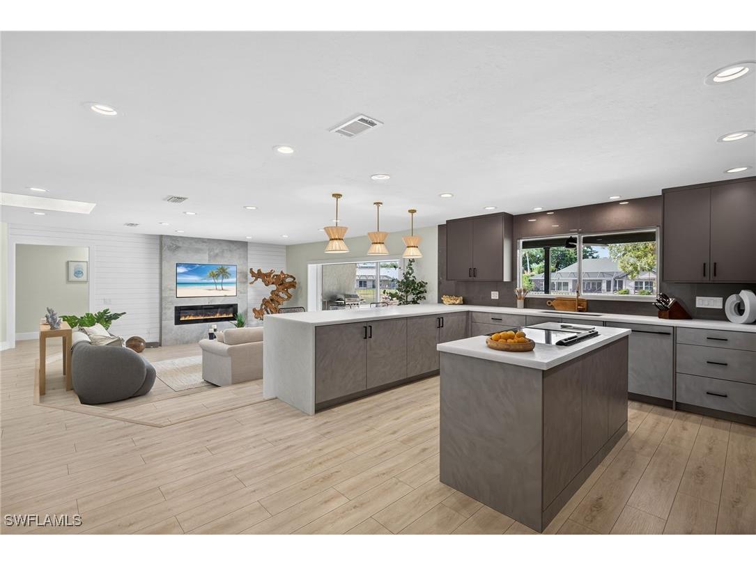 2341 Mayfield Court #8 Naples FL 34105 226003356 image11