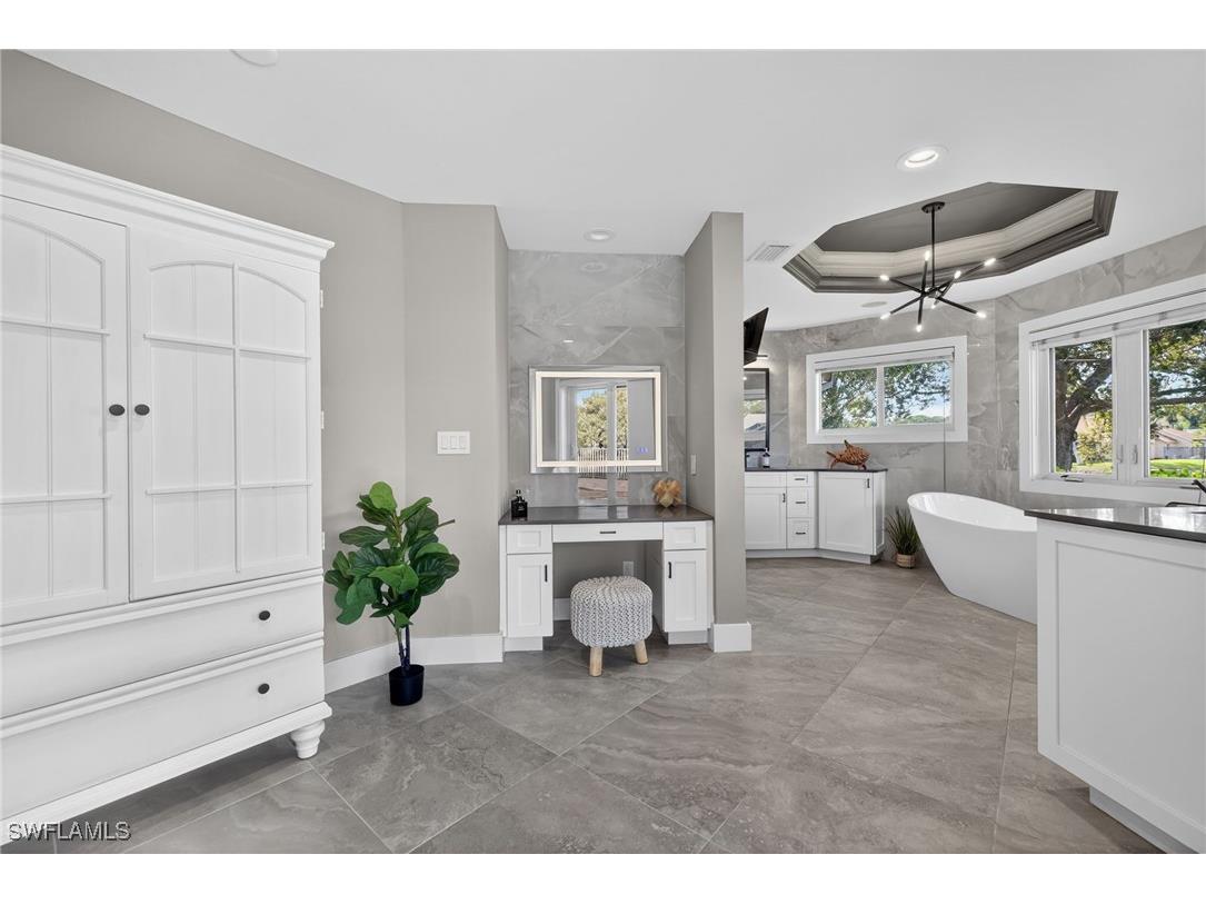 2341 Mayfield Court #8 Naples FL 34105 226003356 image20