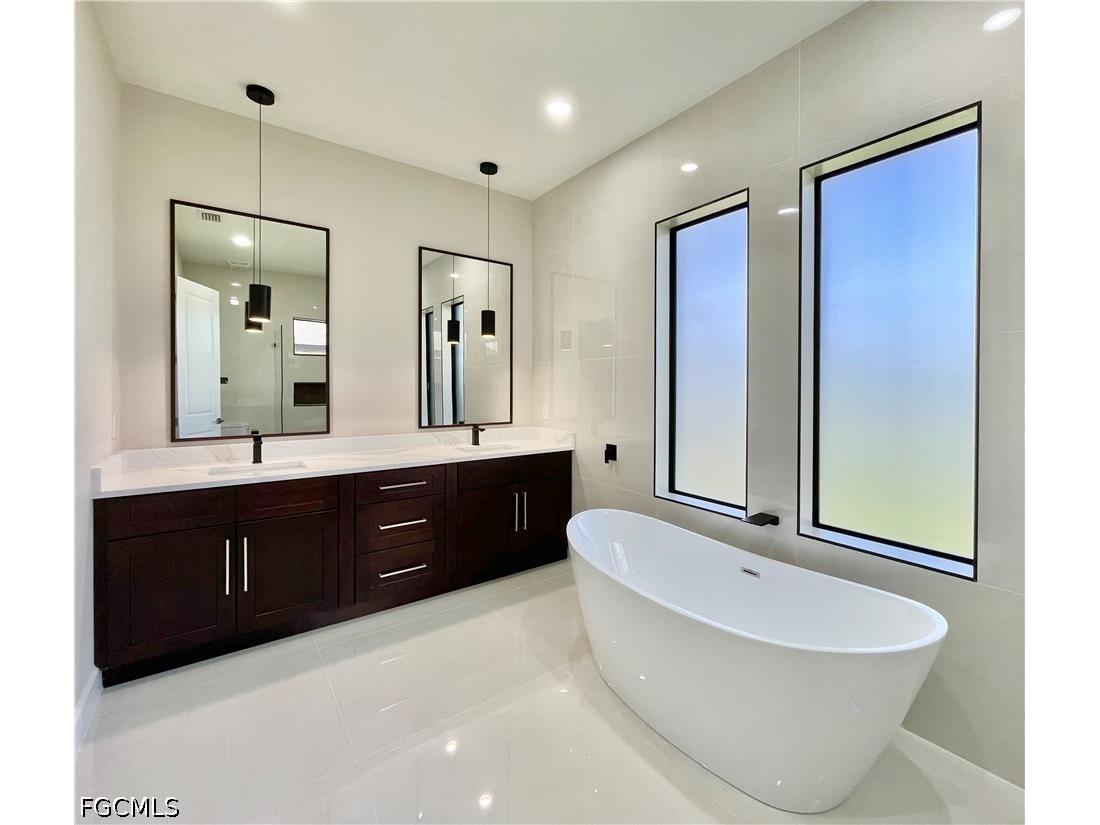 2341 NW 38th Place Cape Coral FL 33993 2026027810 image21