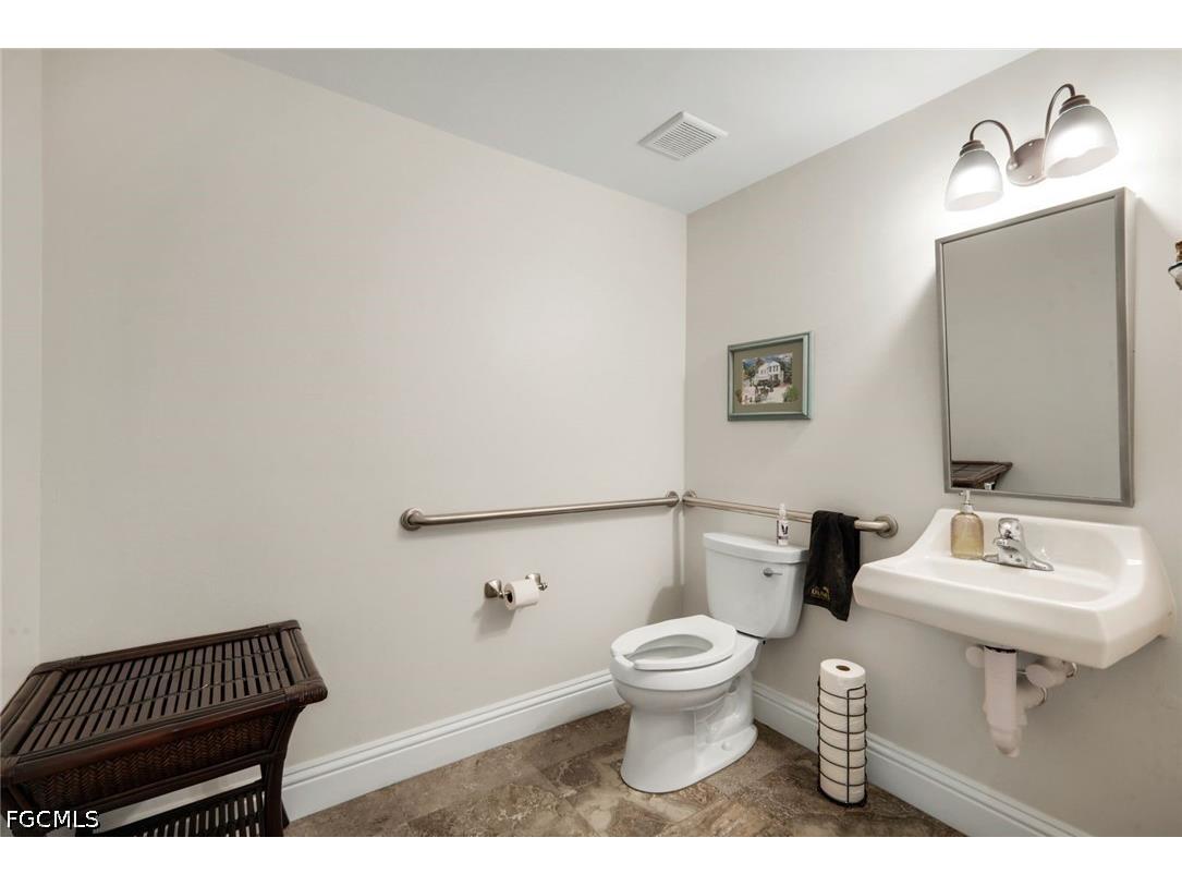 2341 Palm Ridge Road #A B C Sanibel FL 33957 2026022434 image22