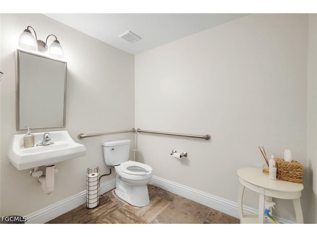 2341 Palm Ridge Road #A B C Sanibel FL 33957 2026022434 image35