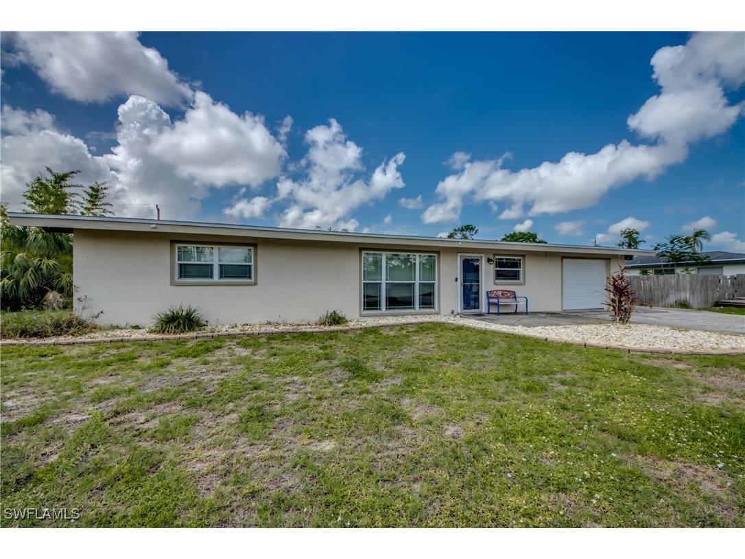 2342 Dover Avenue Fort Myers FL 33907 225055597 image1