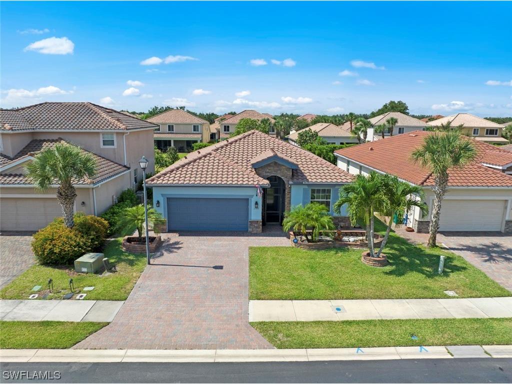 2342 Heydon Circle E Naples FL 34120 223037749 image1