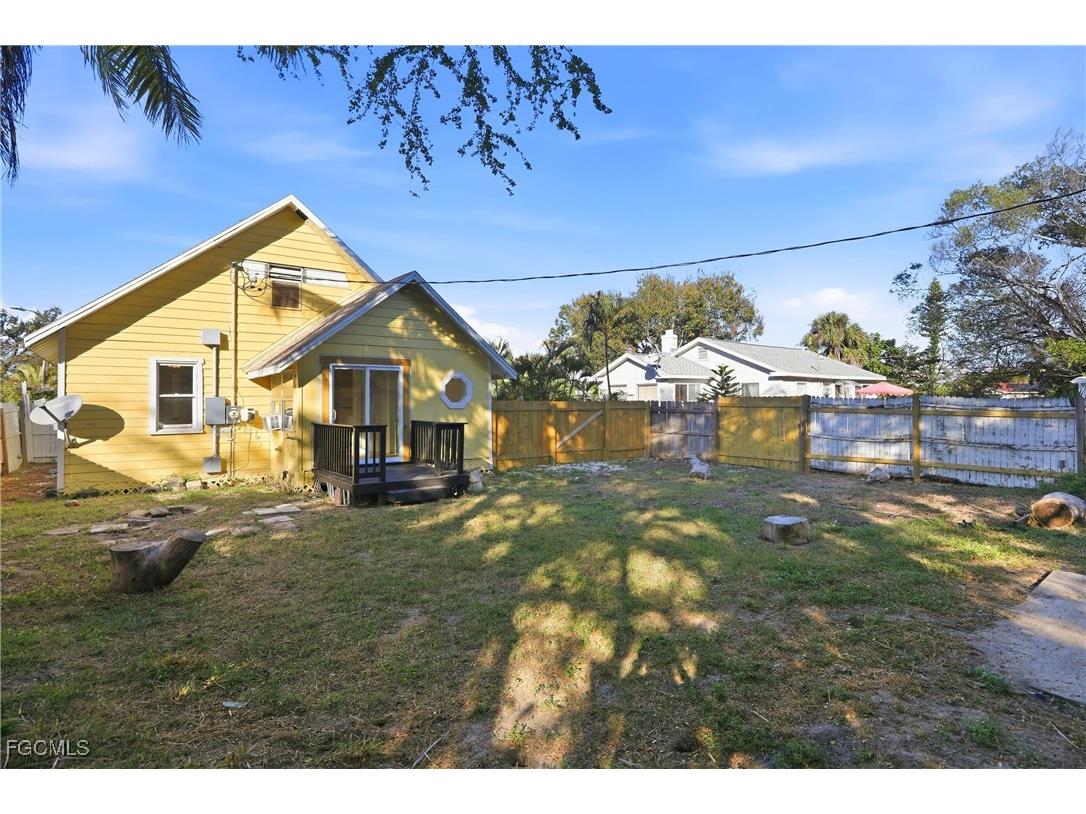 2342 Stella Street Fort Myers FL 33901 2026000841 image34
