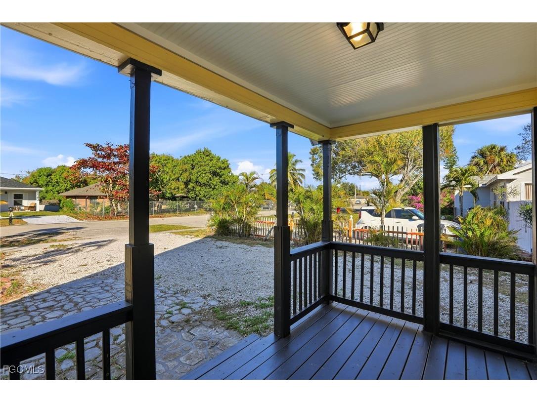 2342 Stella Street Fort Myers FL 33901 2026000841 image7