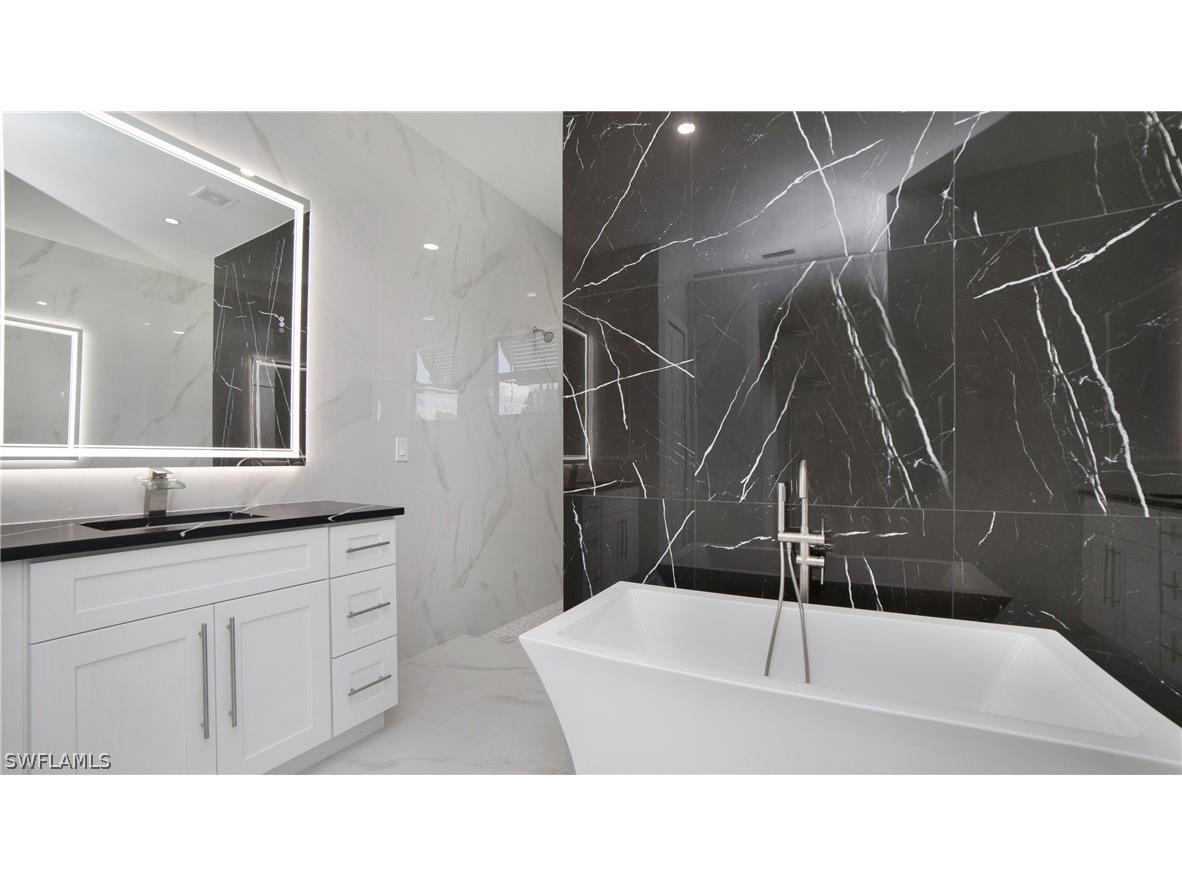 2343 Oil Well (Unit 1) Road Naples FL 34120 226008928 image21