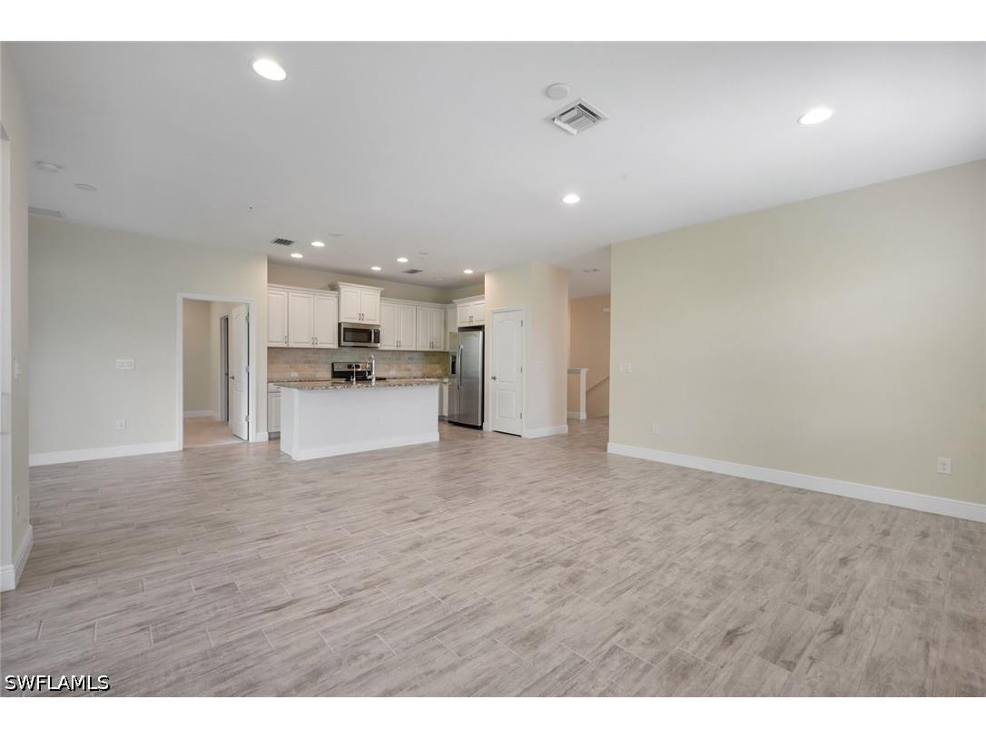 2343 Sheen Lane #405 Naples FL 34120 226023198 image3