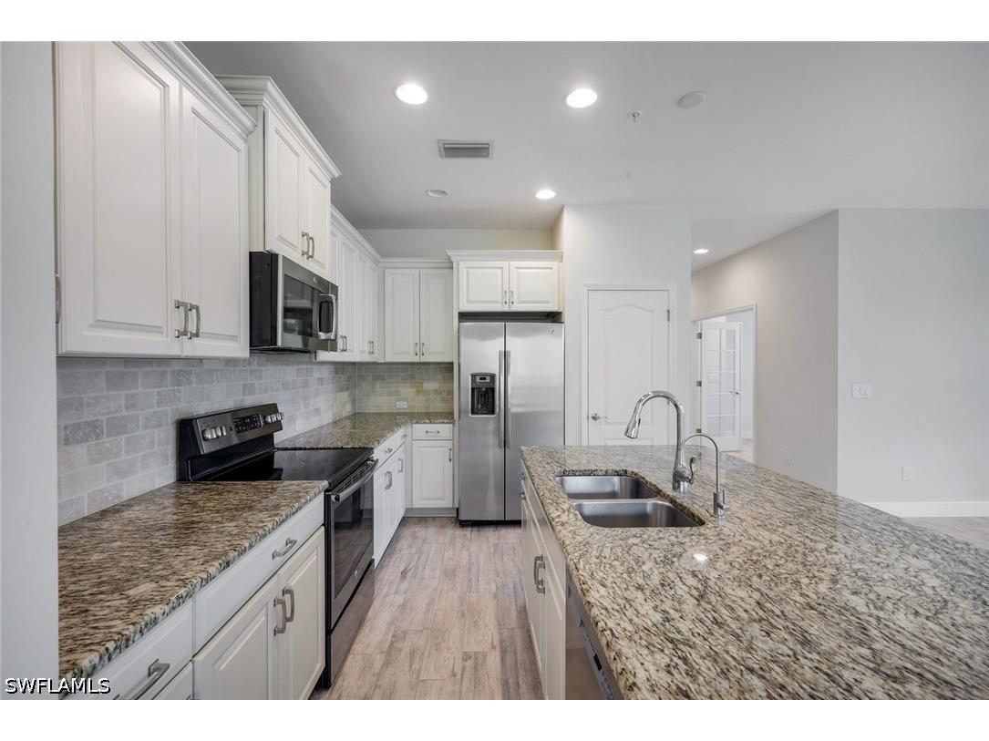 2343 Sheen Lane #405 Naples FL 34120 226023198 image7