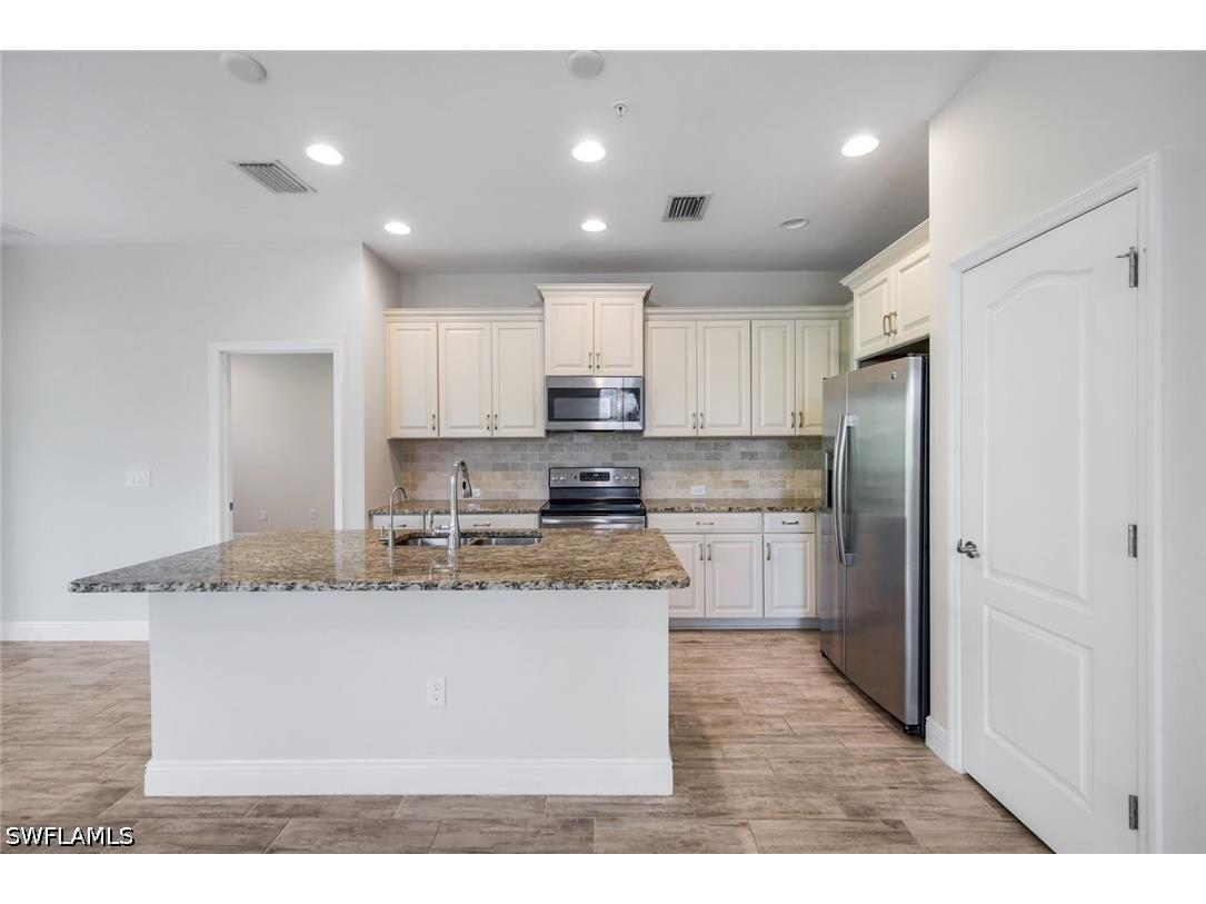 2343 Sheen Lane #405 Naples FL 34120 226023198 image8
