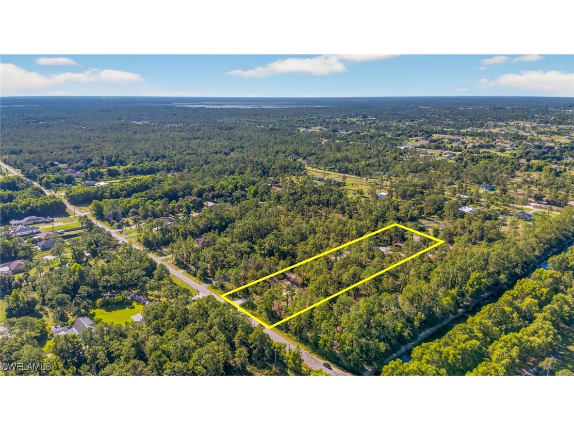 2344 52nd Avenue NE Naples FL 34120 225083853 image4