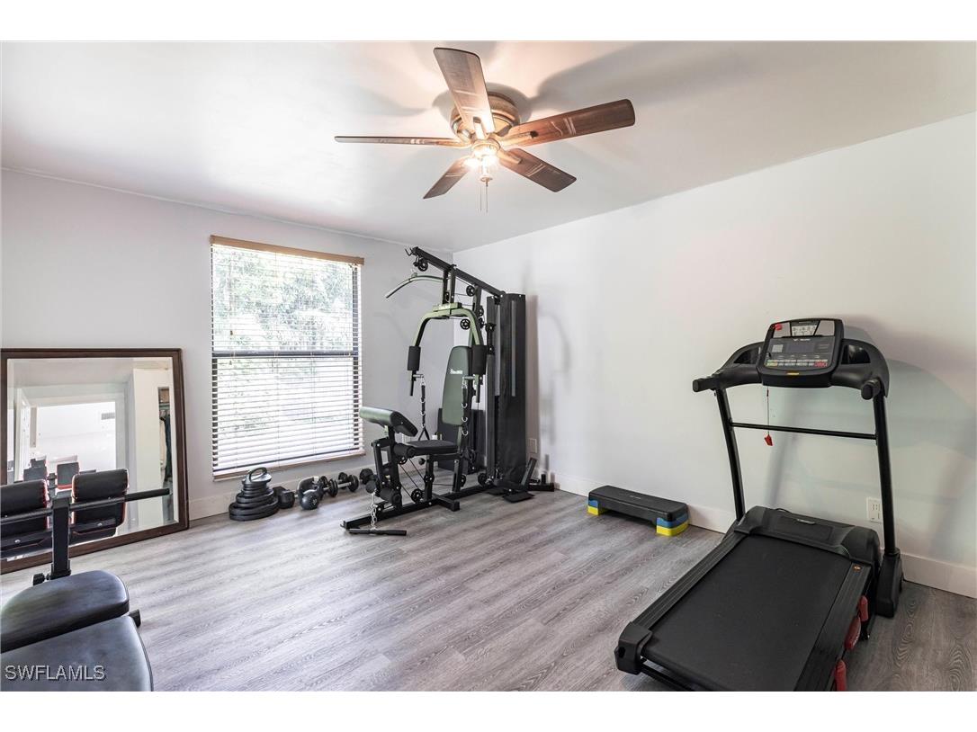 2345 Outrigger Lane Naples FL 34104 225065122 image21