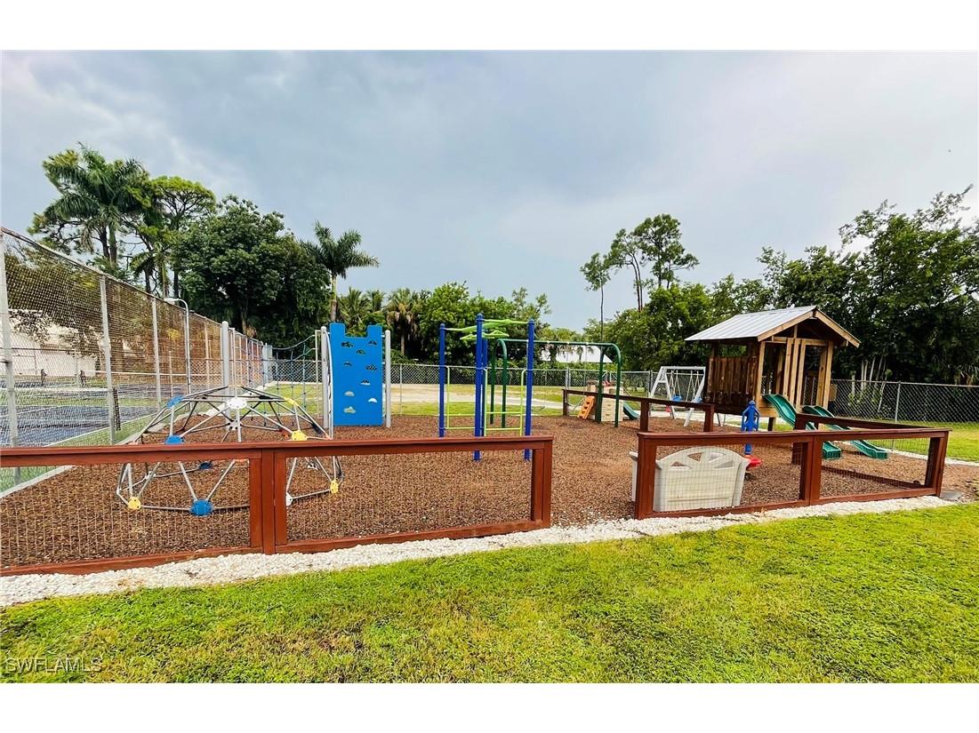 2345 Outrigger Lane Naples FL 34104 225065122 image37
