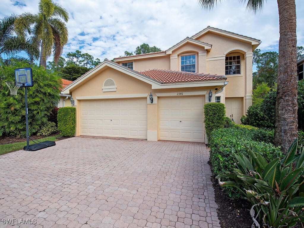 2346 Butterfly Palm Drive Naples FL 34119 225078843 image1