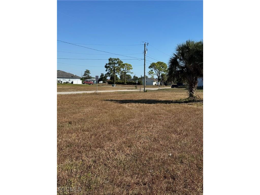 2346 NE 19th Place Cape Coral FL 33909 2025020581 image3