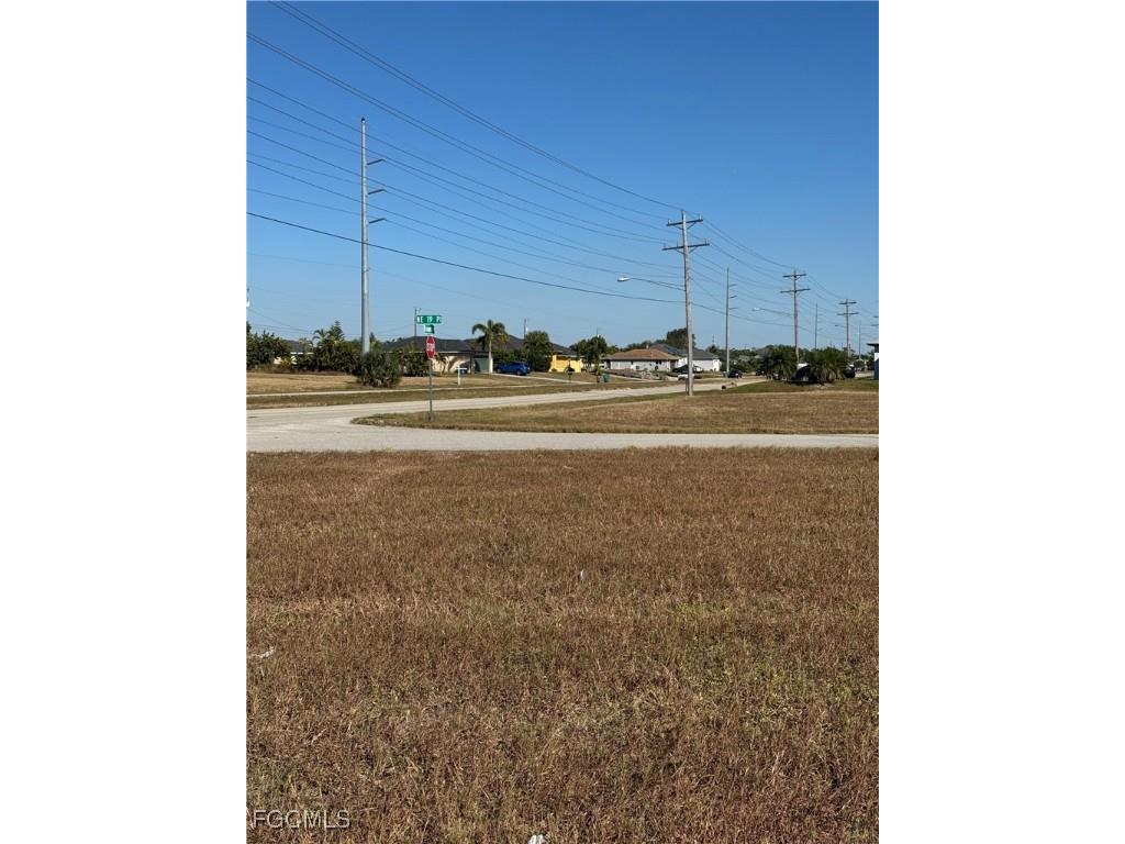 2346 NE 19th Place Cape Coral FL 33909 2025020581 image5