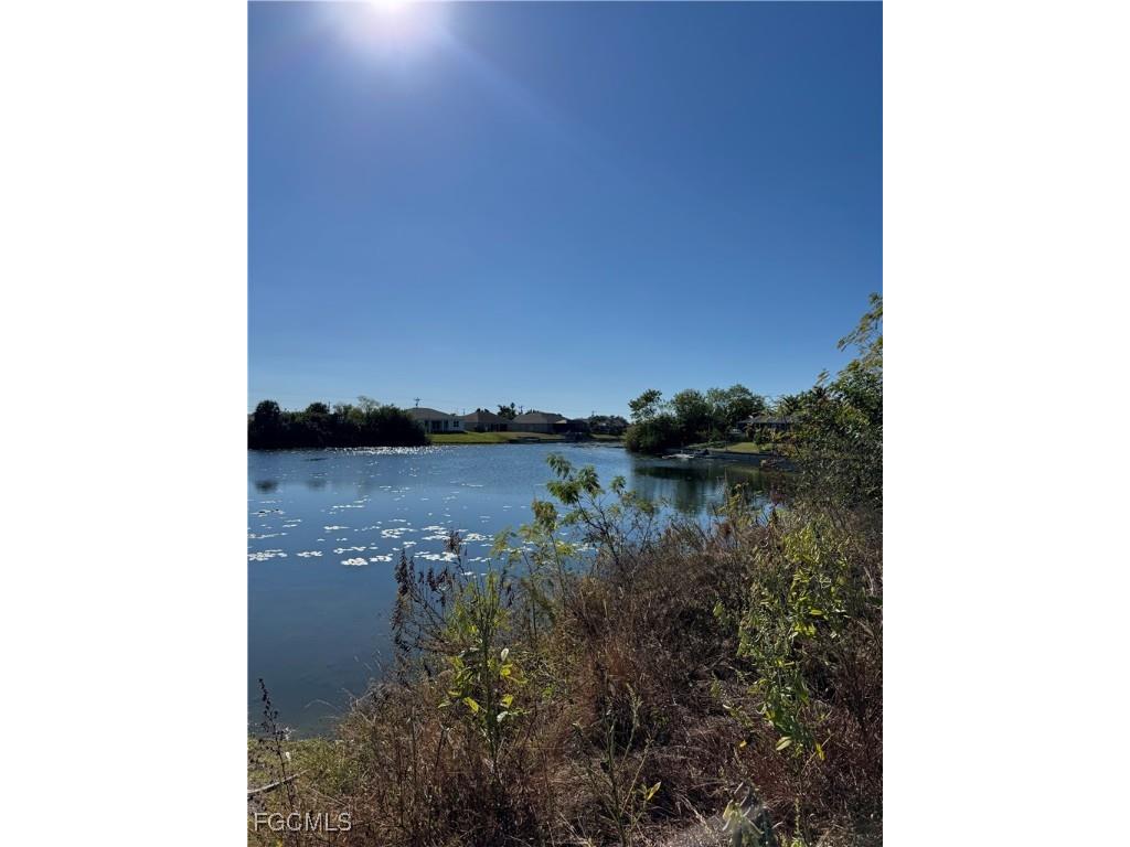 2346 NE 19th Place Cape Coral FL 33909 2025020581 image9