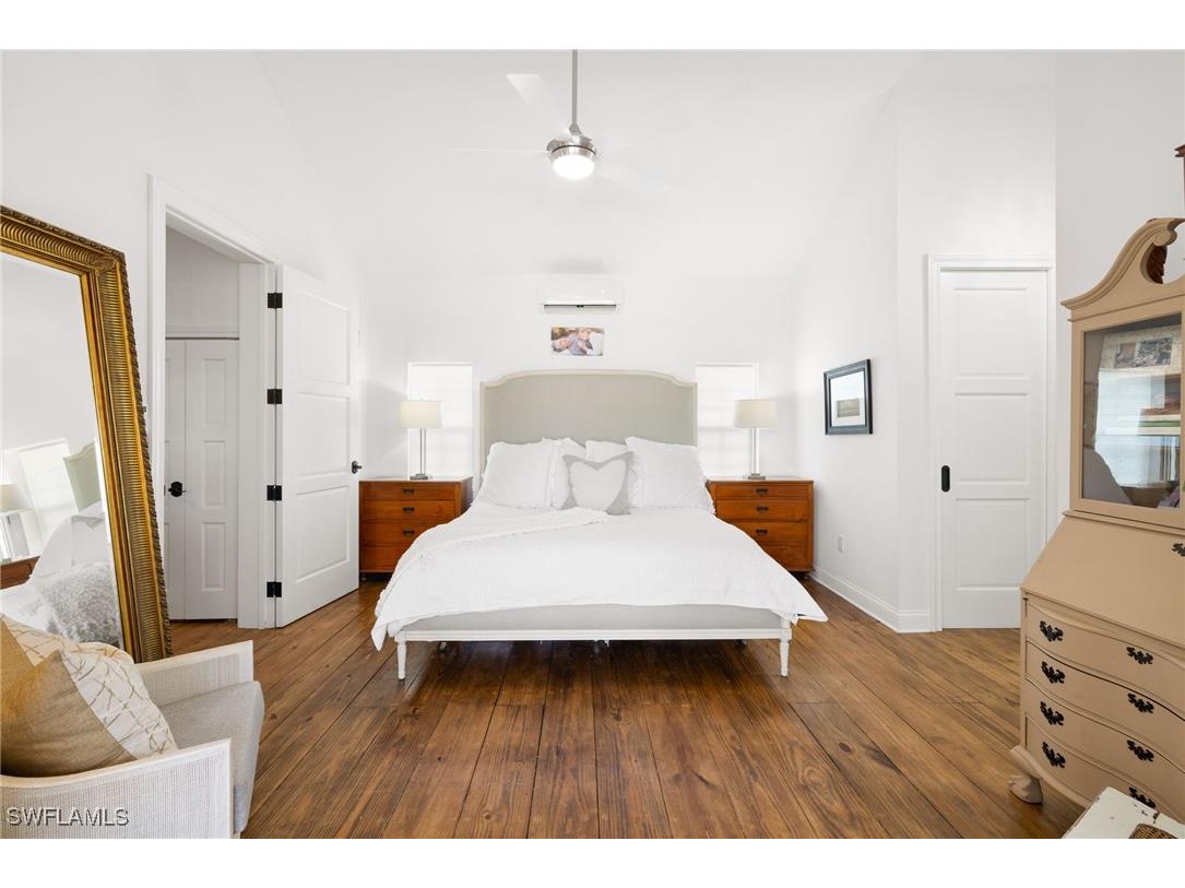 2348 Florida Avenue Naples FL 34112 225078705 image11
