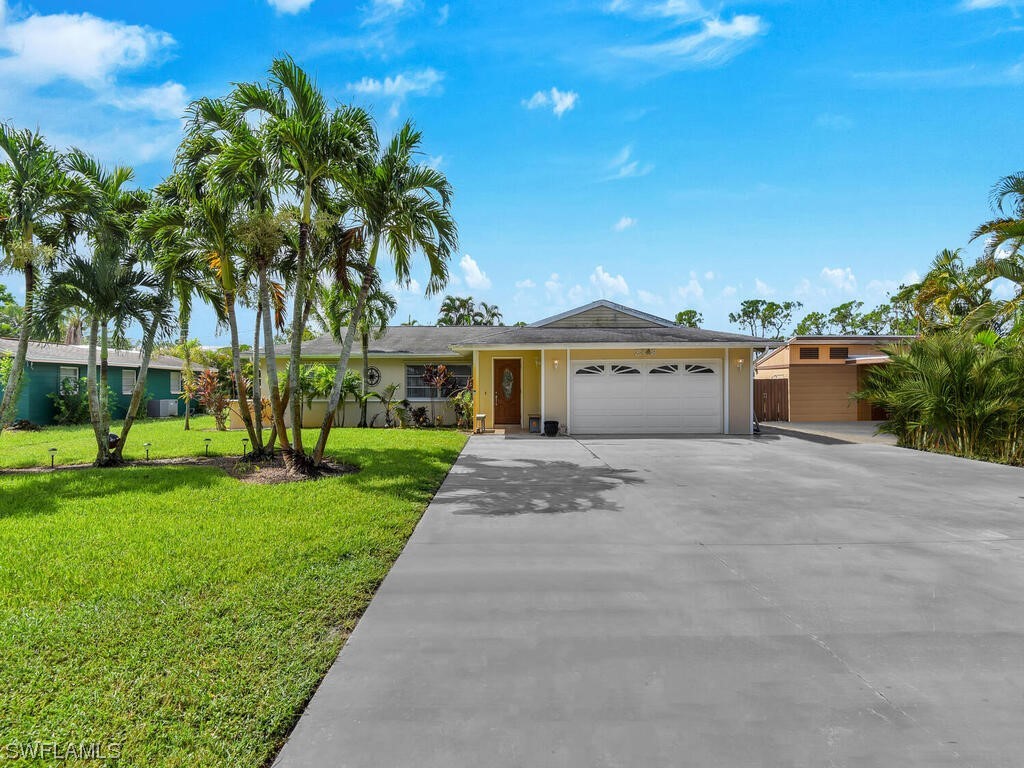 2348 Gorham Avenue Fort Myers FL 33907 223059297 image1