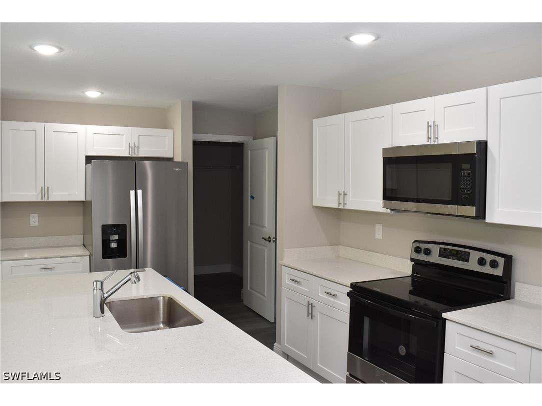 23493 Branch Avenue Port Charlotte FL 33980 226022506 image3
