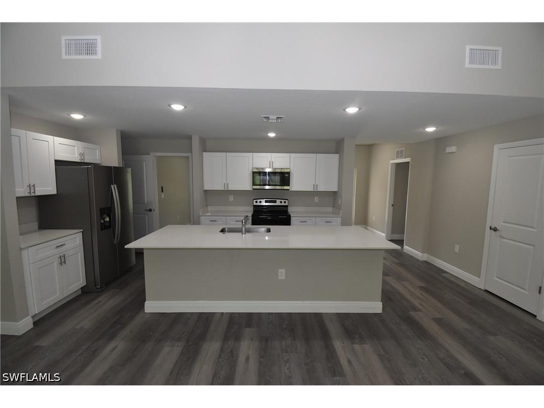 23493 Branch Avenue Port Charlotte FL 33980 226022506 image7