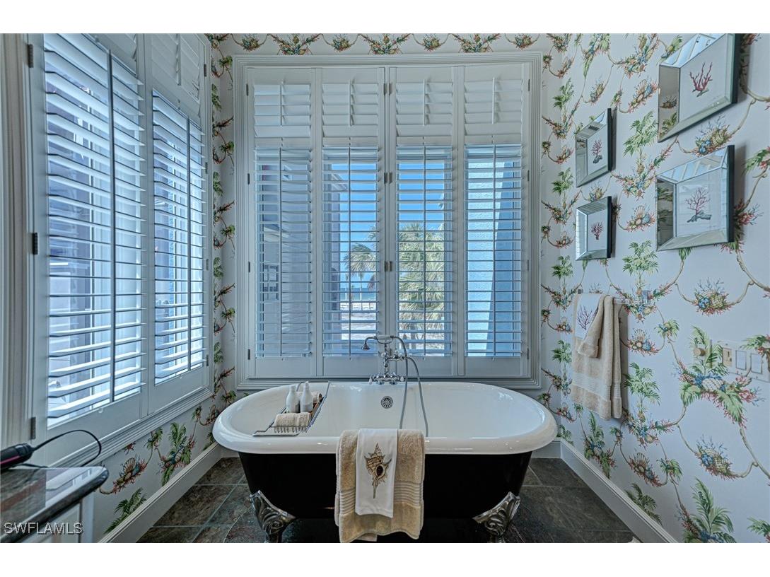 235 Barefoot Beach Boulevard Bonita Springs FL 34134 225058779 image21