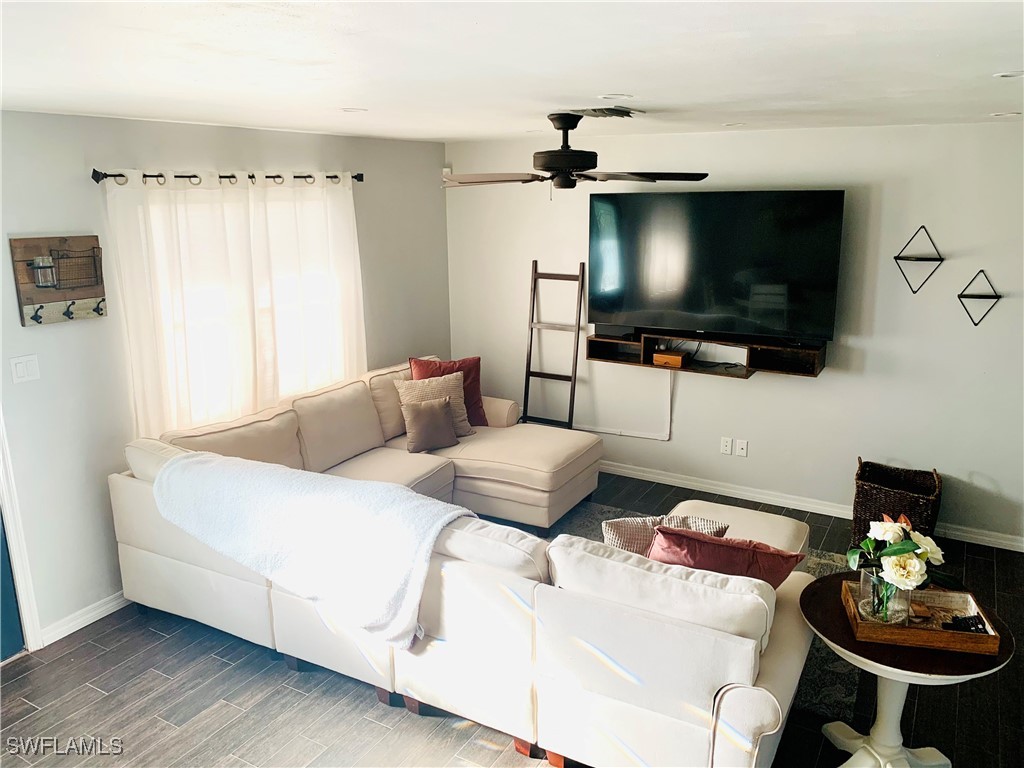 235 Cypress Way W Naples FL 34110 225078604 image10