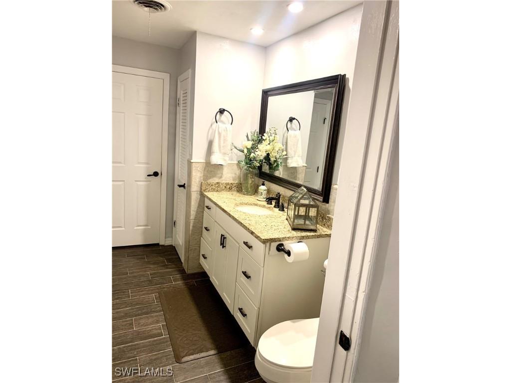 235 Cypress Way W Naples FL 34110 225078604 image12