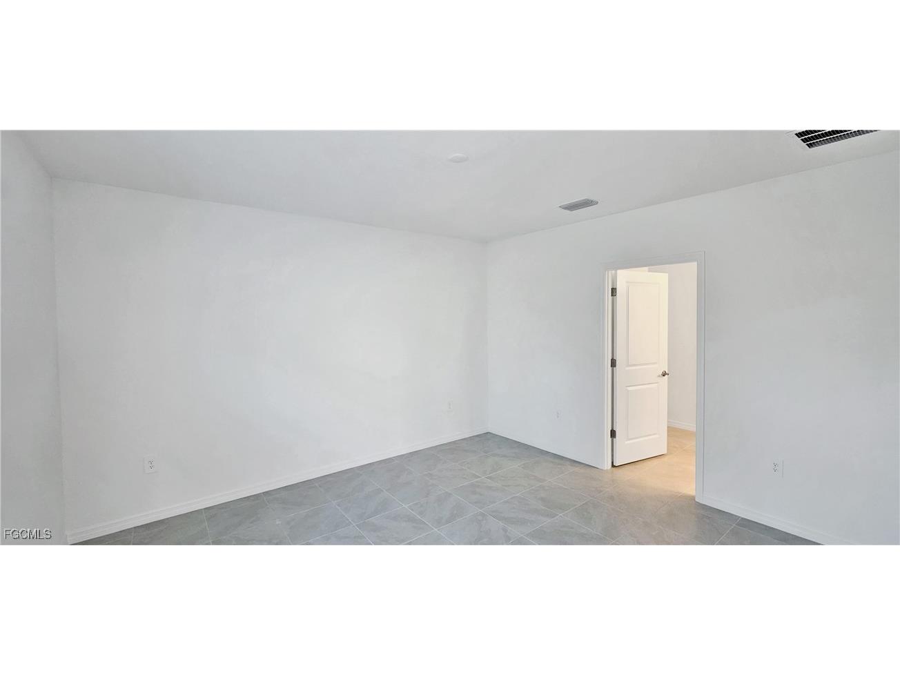235 Lakeside Breeze Way Lehigh Acres FL 33936 2026006620 image17