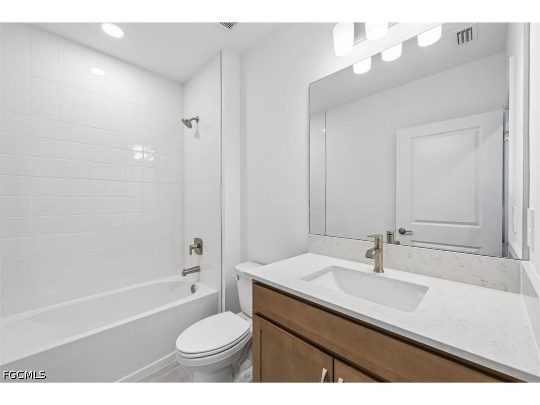 235 Lakeside Breeze Way Lehigh Acres FL 33936 2026027804 image10