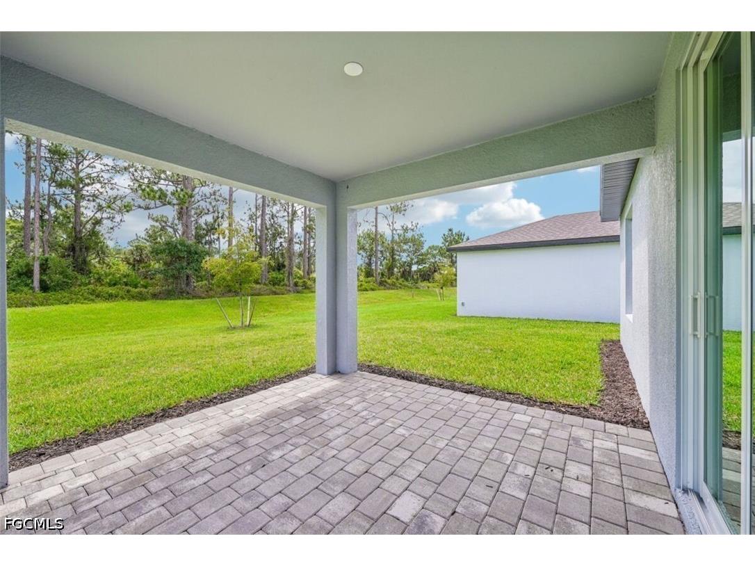 235 Lakeside Breeze Way Lehigh Acres FL 33936 2026027804 image12