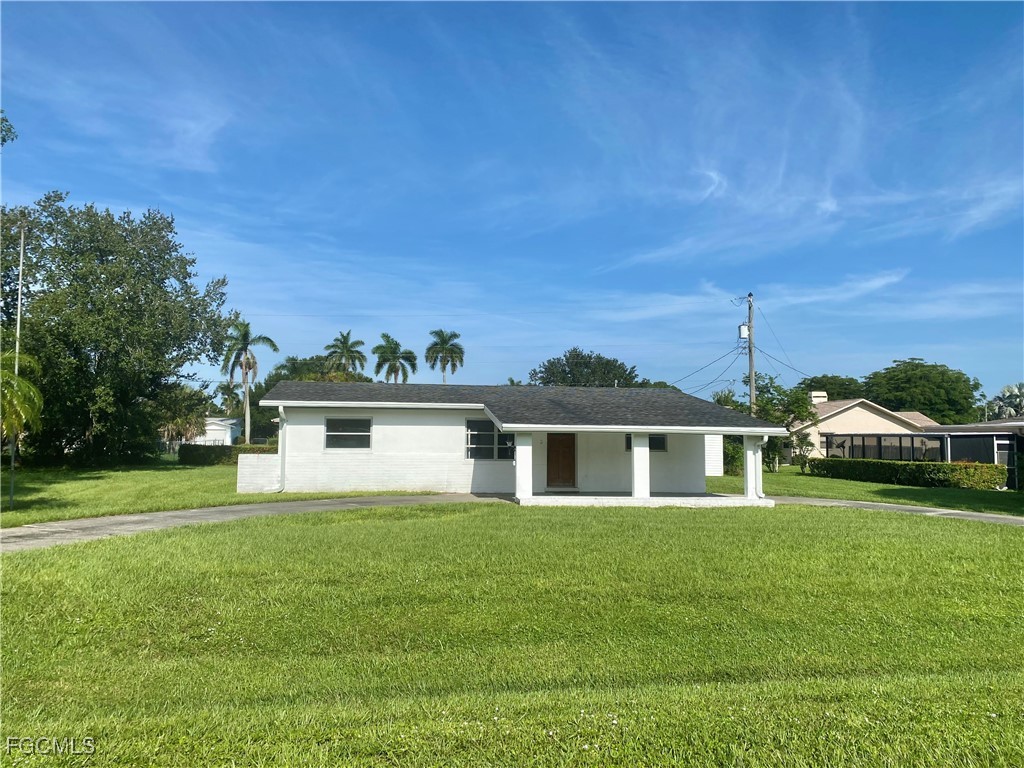 235 Maine Avenue Fort Myers FL 33905 2025002668 image1