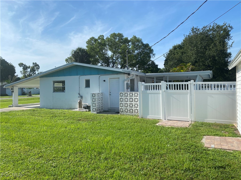 235 Maine Avenue Fort Myers FL 33905 2025002668 image10