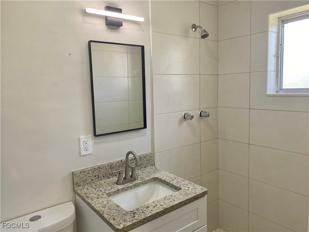 235 Maine Avenue Fort Myers FL 33905 2025002668 image15