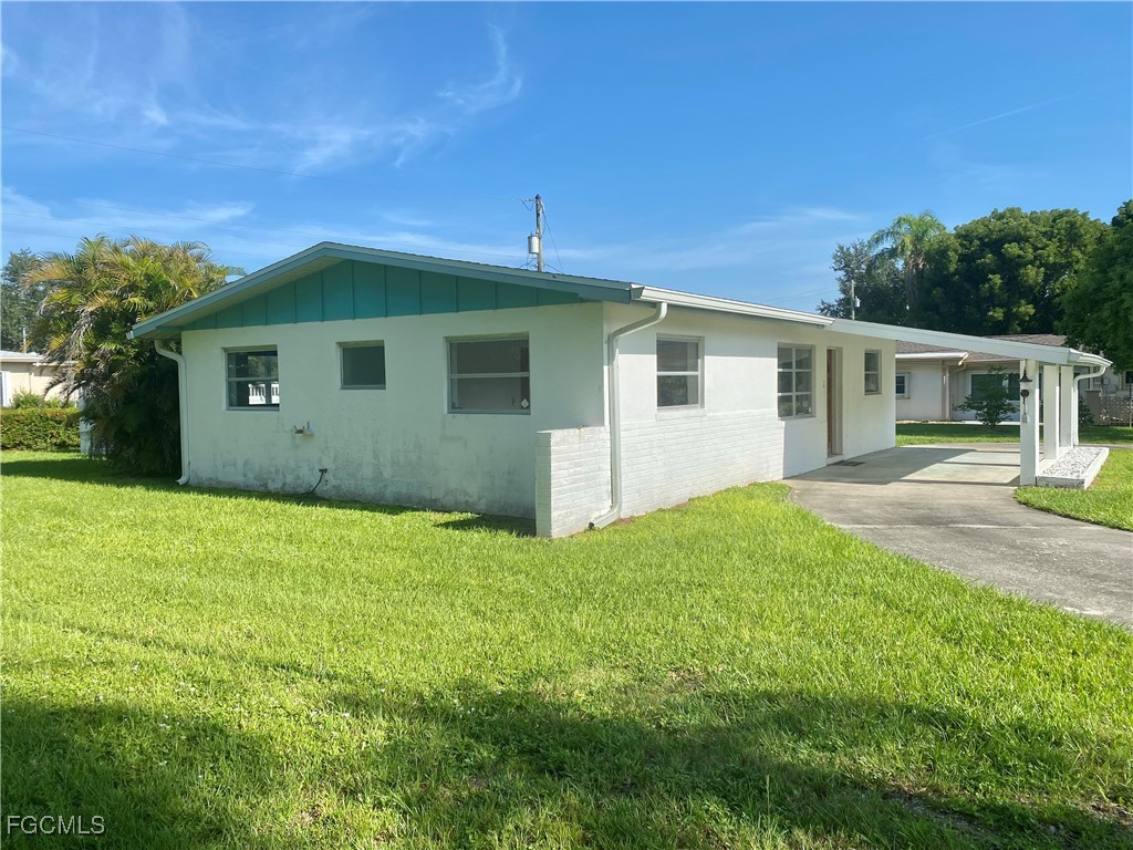 235 Maine Avenue Fort Myers FL 33905 2025002668 image8