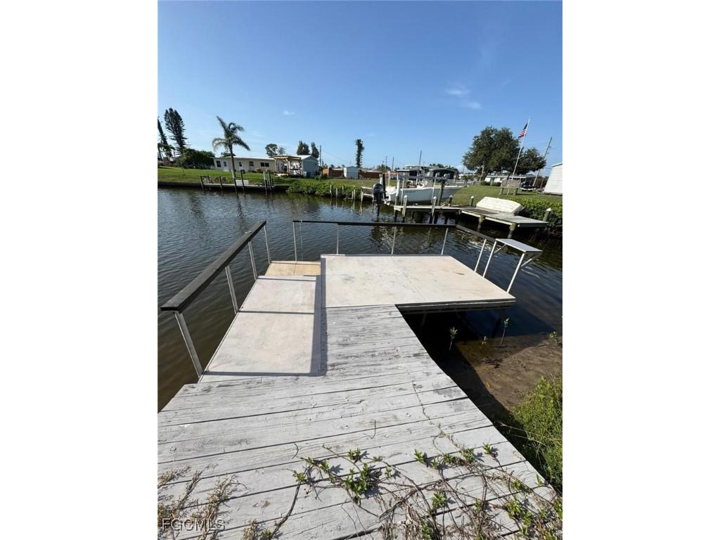 235 Mentel Terrace Port Charlotte FL 33952 2025004376 image13