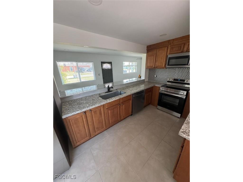 235 Mentel Terrace Port Charlotte FL 33952 2025004376 image18