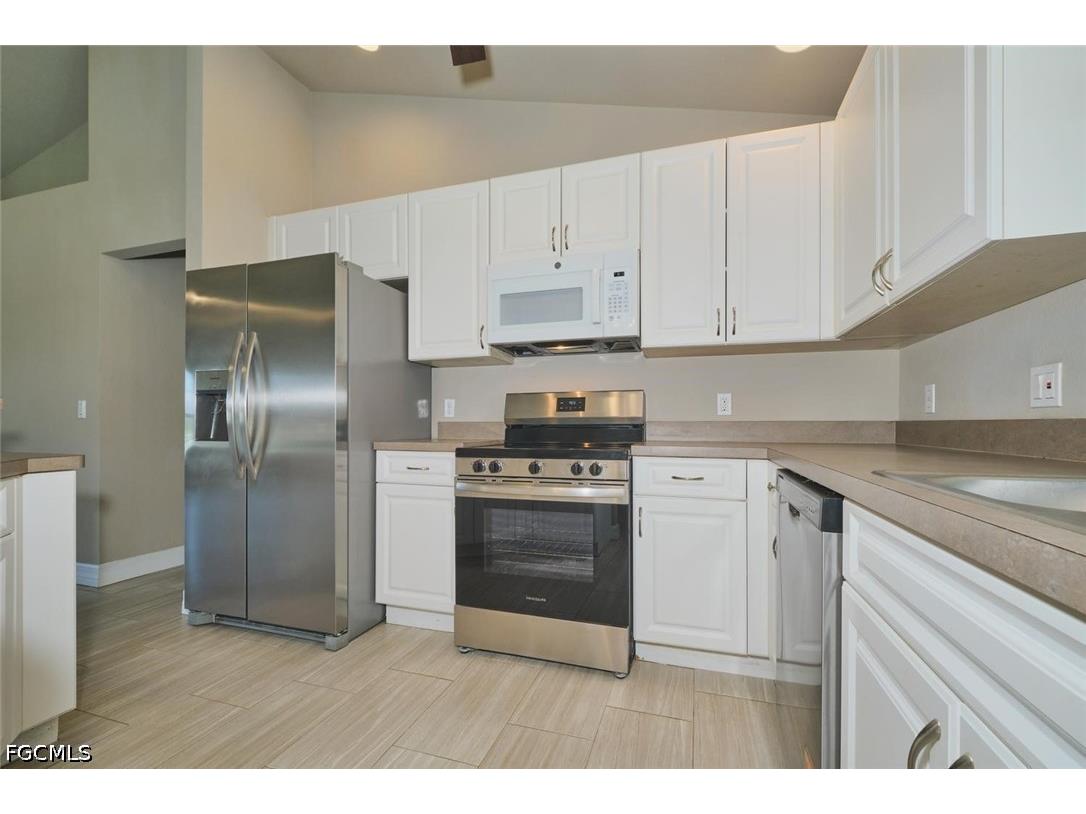235 SW 12th Street Cape Coral FL 33991 2026023706 image10