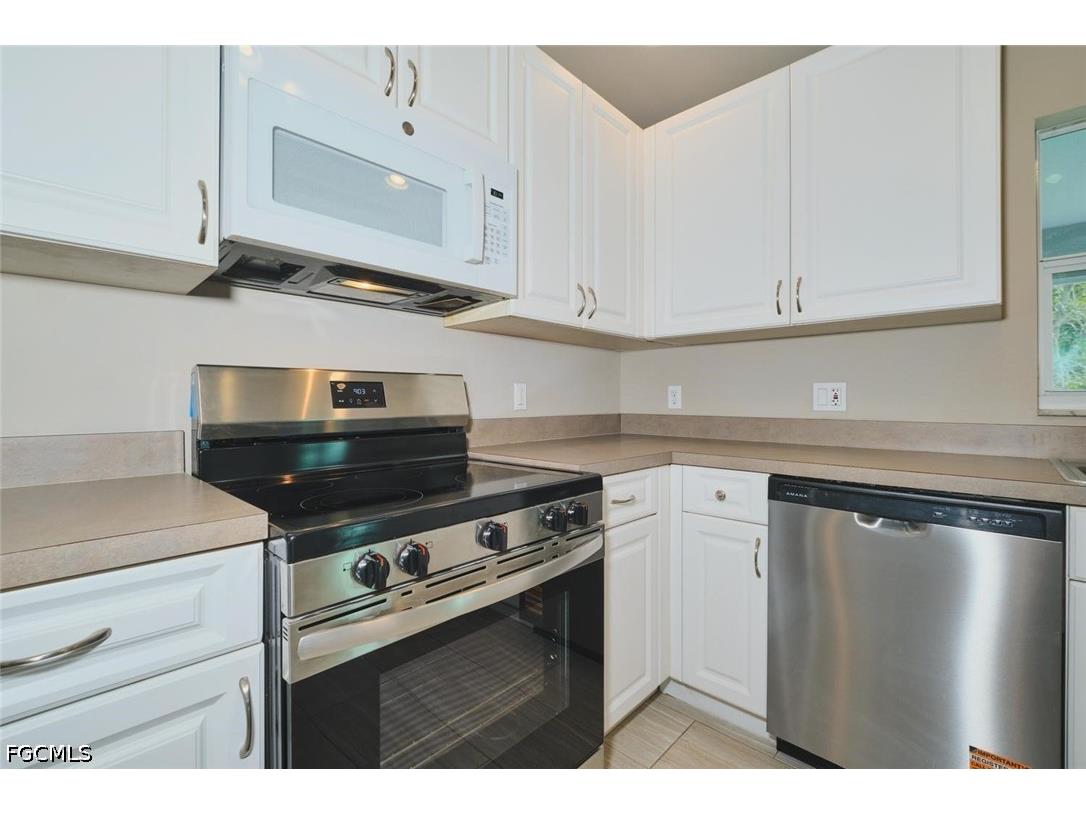 235 SW 12th Street Cape Coral FL 33991 2026023706 image11