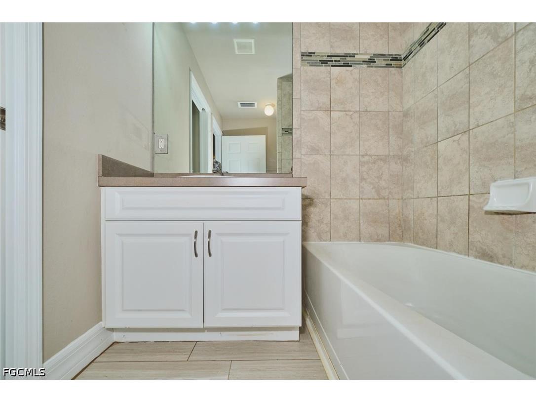 235 SW 12th Street Cape Coral FL 33991 2026023706 image28
